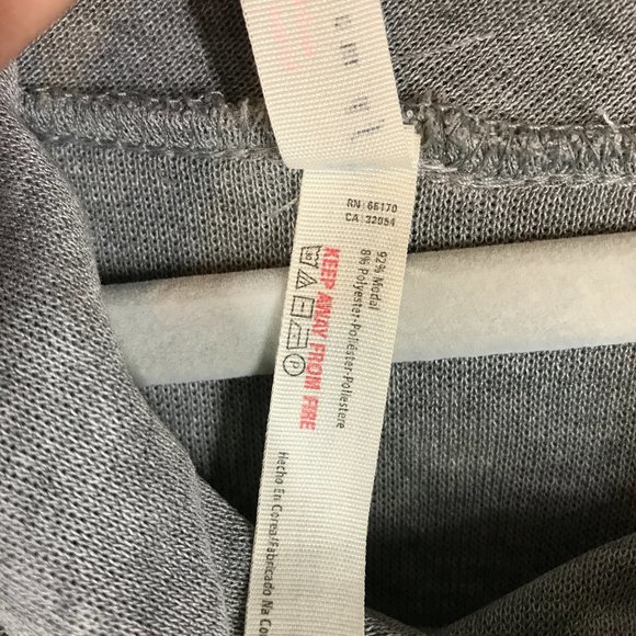 Free People Gray Movement Flow Long Sleeve Raw Hem Athletic Pullover - Picture 4 of 10